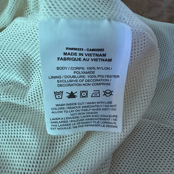 Nike Sportswear Heritage Women’s high waisted woven mini skirt - Picture 11 of 11